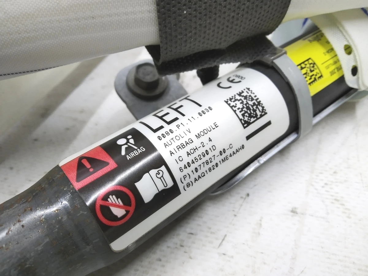 1 Подушка безпеки збоку ліва (шторка) Tesla model 3 1077827-00-E