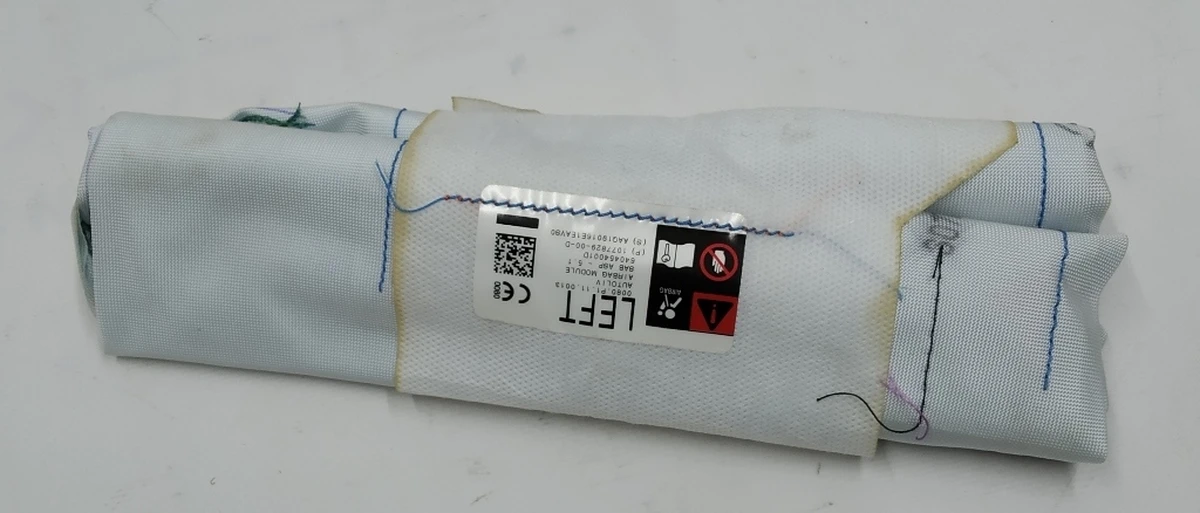 Подушка безпеки водійського сидіння Tesla model 3 7654322-01-B