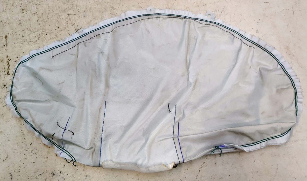 Подушка безпеки сидіння водія під відновлення Tesla model 3, model Y 1077829-00-F