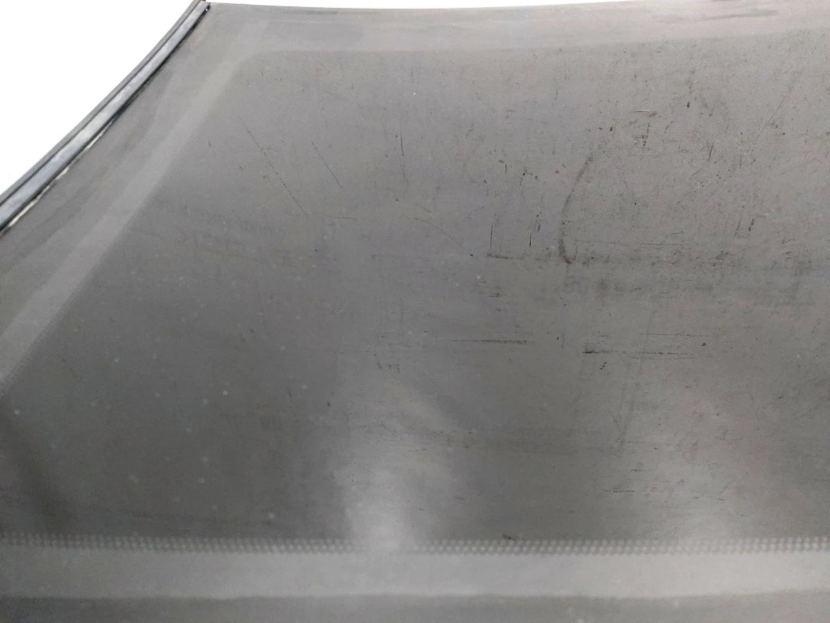 2 Стекло панорамы среднее Tesla model S REST 1077887-00-A