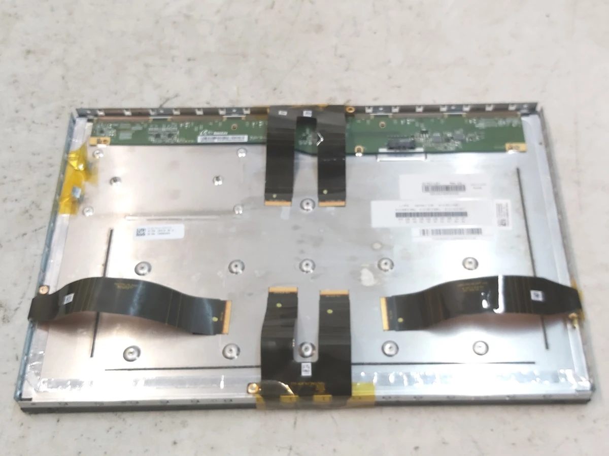 1 Display with touchscreen and cables without fasteners and central boardTesla model S, model S REST, model X 1078118-00-D