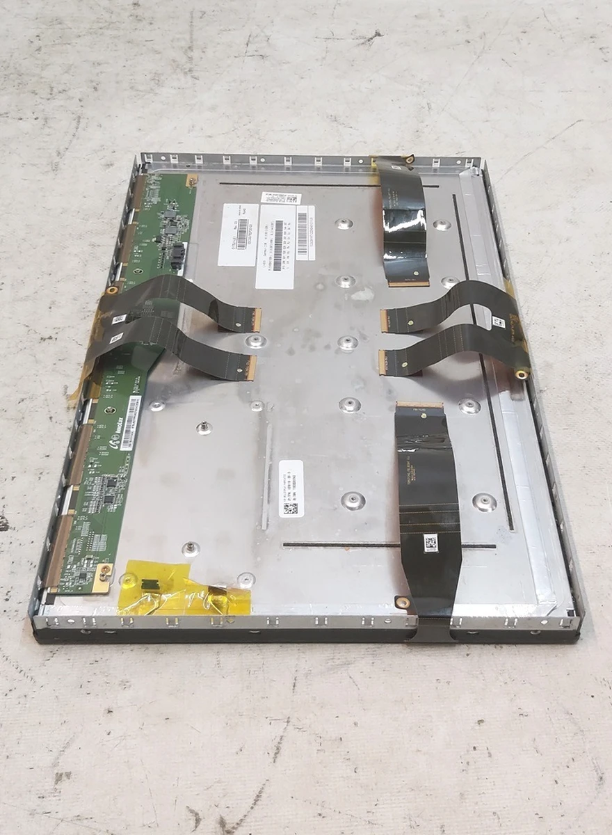 1 Display with touchscreen and cables without fasteners and central boardTesla model S, model S REST, model X 1078118-00-D