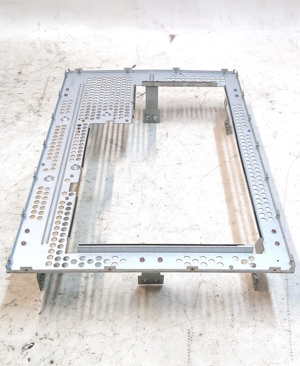 1 Кронштейн основи дисплея з тачскрином Tesla model S, model S REST, model X 1078118-00-D