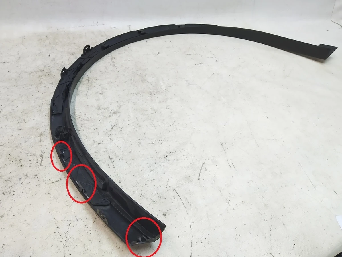 2 Assembly, fender garnish front, RH MDL X (damaged) Tesla Model X 1035289-00-P