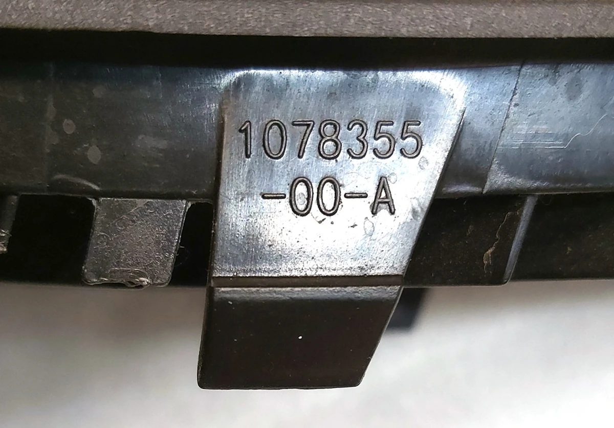 2 Left side trunk trim decorative trim Tesla model X 1078355-00-A