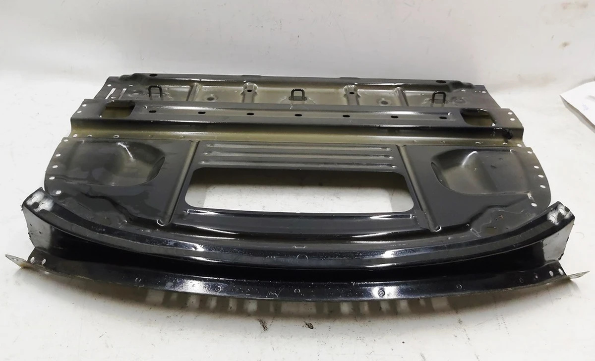 2 Задняя полка в сборе с усилителем-распоркой Tesla model 3 1078439-S0-A