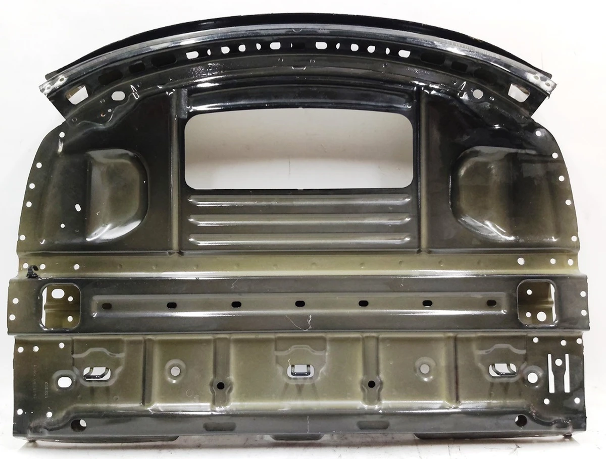 2 Задняя полка в сборе с усилителем-распоркой Tesla model 3 1078439-S0-A