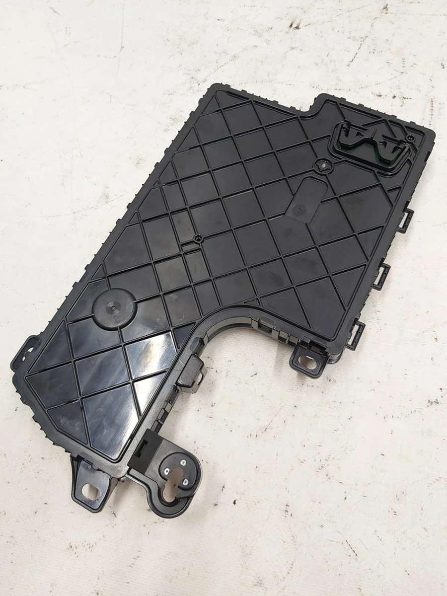 3 Боді контролер лівого боку Tesla model 3 1078673-90-K