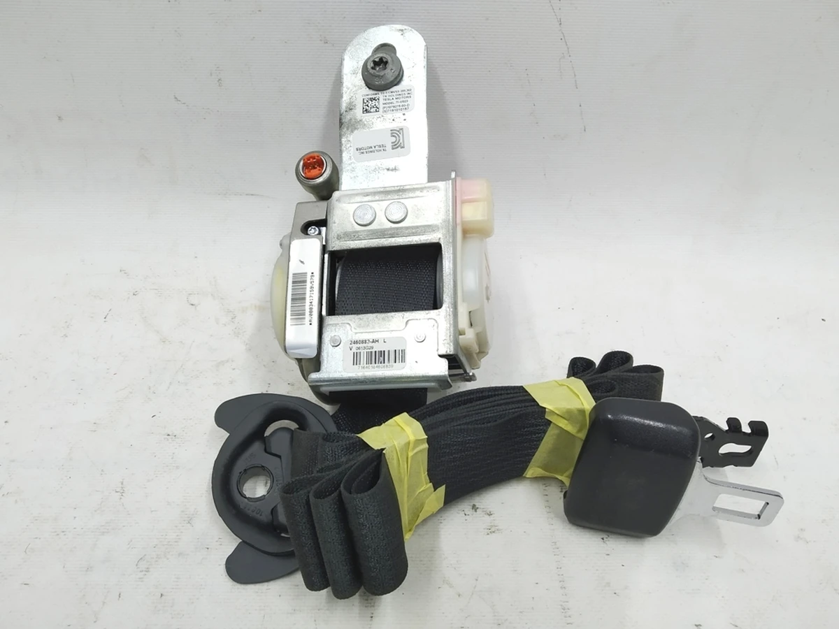 1 Front driver's seat belt (for restoration) Tesla model S REST 1079275-03-D