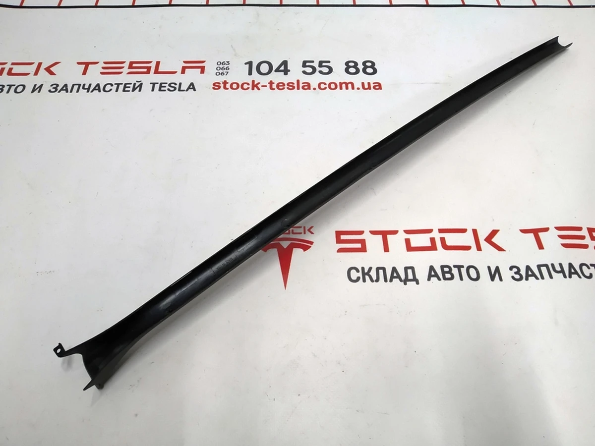 13 Короб проводки камери TRIPLE Tesla Model X 1079608-00-A