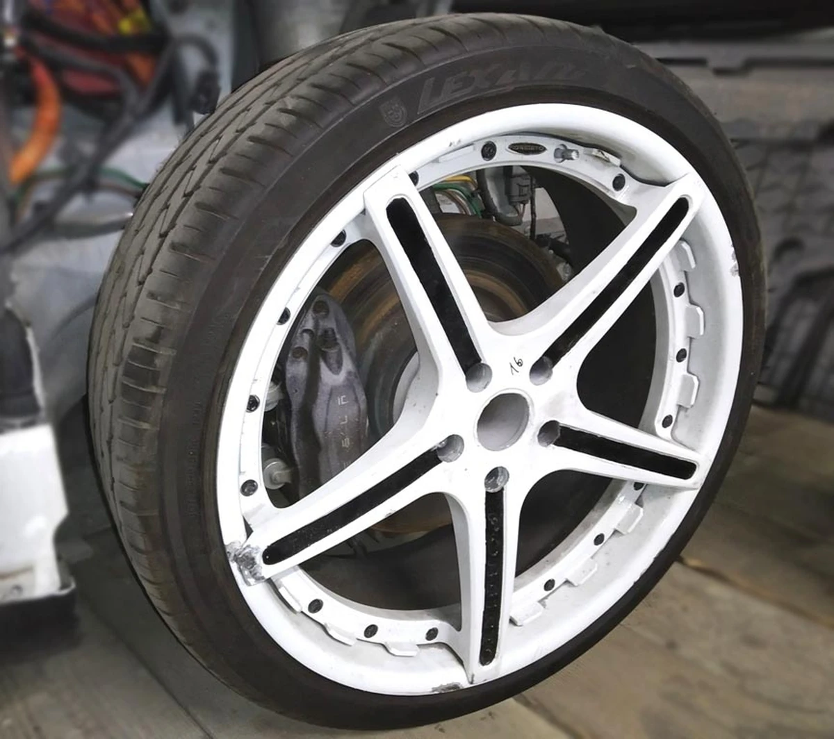 1 Шина 245/35 ZR21 96W LEXANI XL-TWENTY 6.5мм (12 19) Tesla model S 1079720-00-A