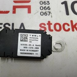 1 Антена підсилювач FM Tesla Model 3, Model Y 1079735-00-A