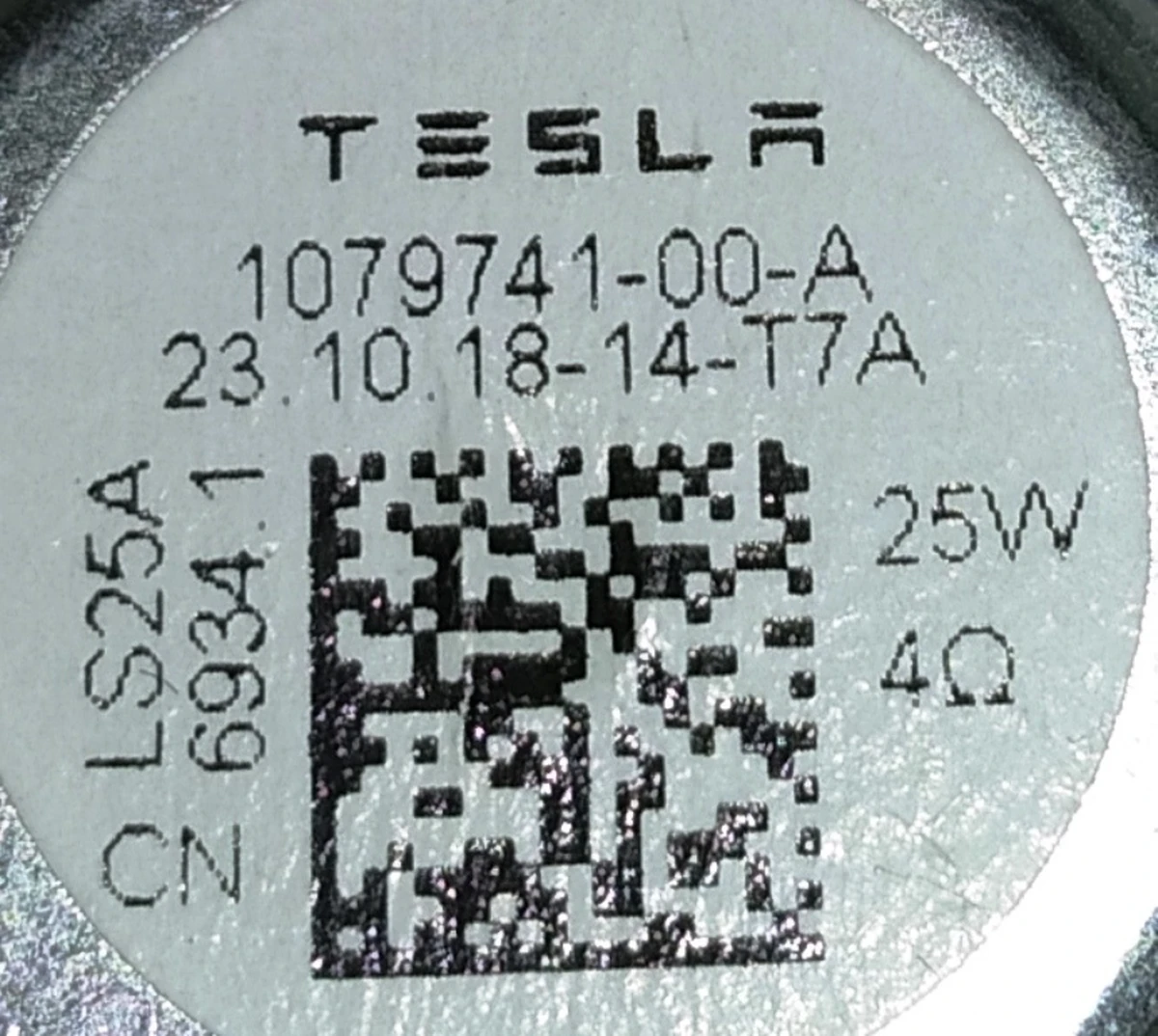 10 Динамик высокочастотный активный 25мм Tesla Model S Feb 2021, Model X Mar 2021, Model 3, Model 3 Jan 2024, Model Y 1079741-00-A