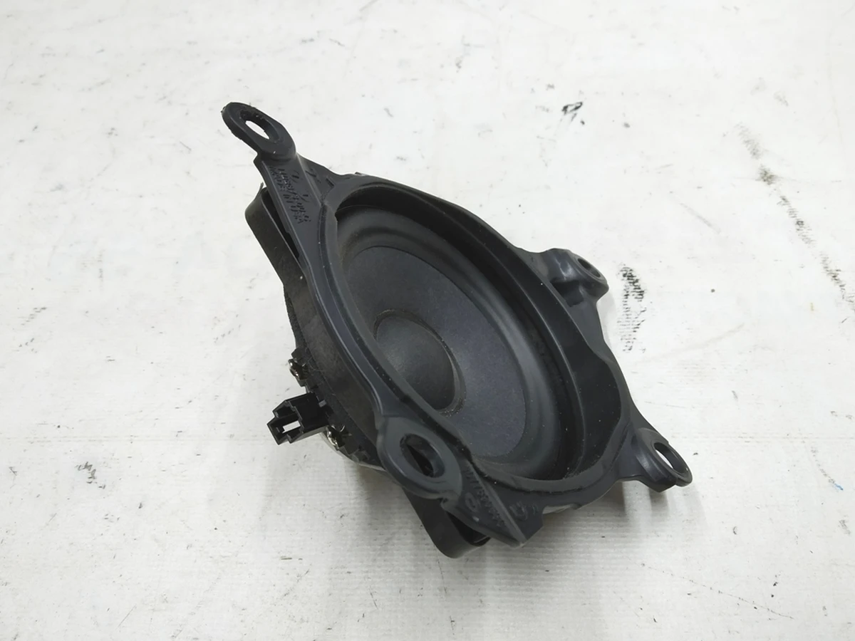 7 Динамик аудиосистемы 100mm карты двери задней левой правой с кронштейном Tesla Model 3 1079742-00-A