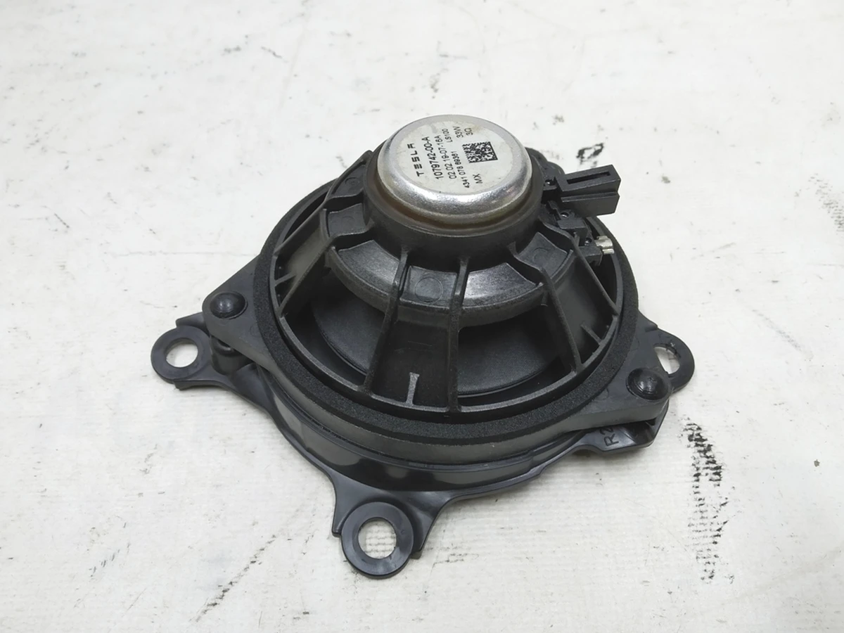 7 Динамик аудиосистемы 100mm карты двери задней левой правой с кронштейном Tesla Model 3 1079742-00-A