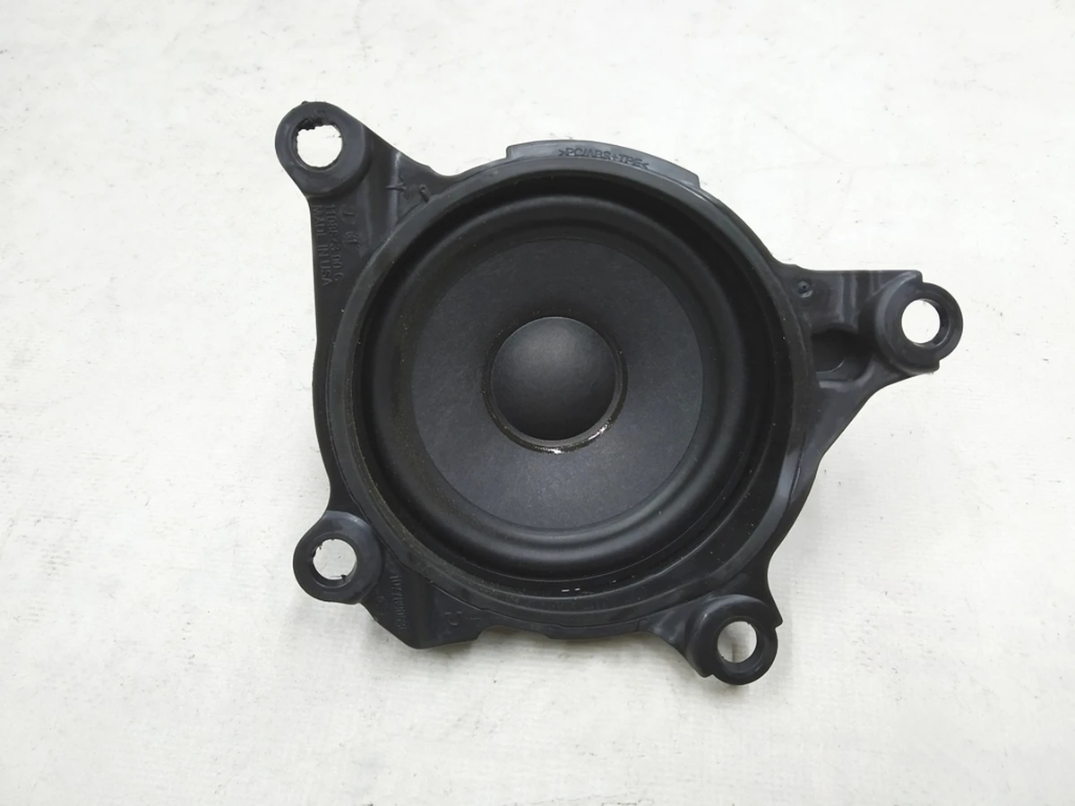 7 Динамик аудиосистемы 100mm карты двери задней левой правой с кронштейном Tesla Model 3 1079742-00-A