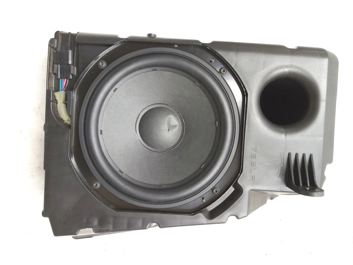 1 AUDIO,SPEAKER,SUBWOOFER Damaged,ASY  Tesla model 3 1079747-00-D
