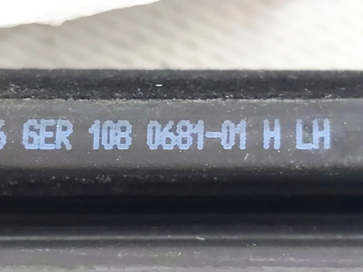 2 Front left door molding BLACK Tesla model 3 1080681-00-H