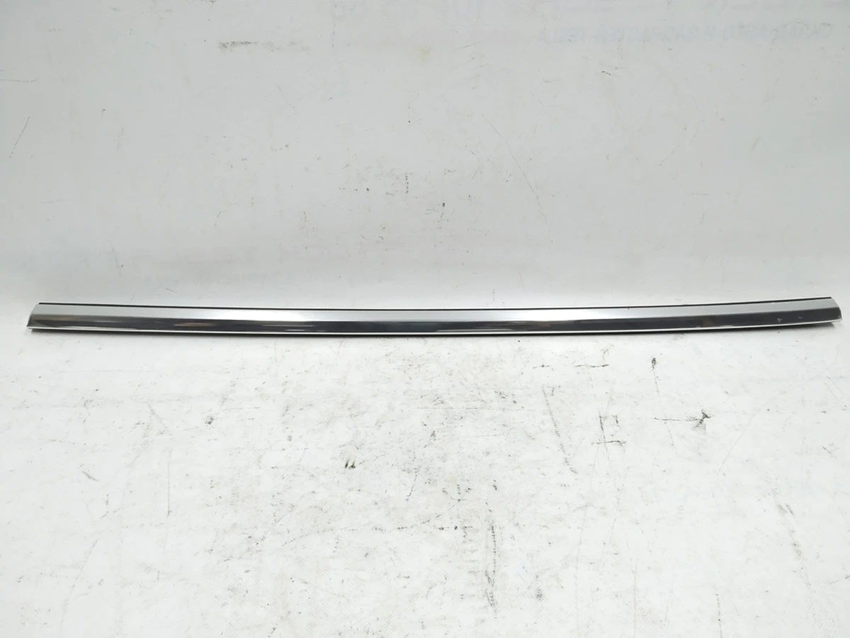 2 Молдинг наружный двери задней левой хром Tesla model 3 1080745-99-G