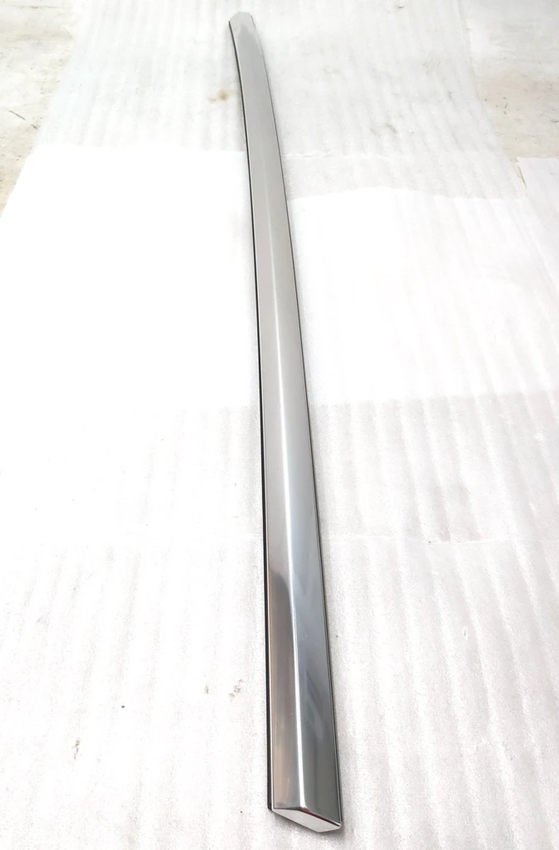 2 Молдинг зовнішній двері задньої лівої хром із пошкодженням Tesla model 3 1080745-99-G