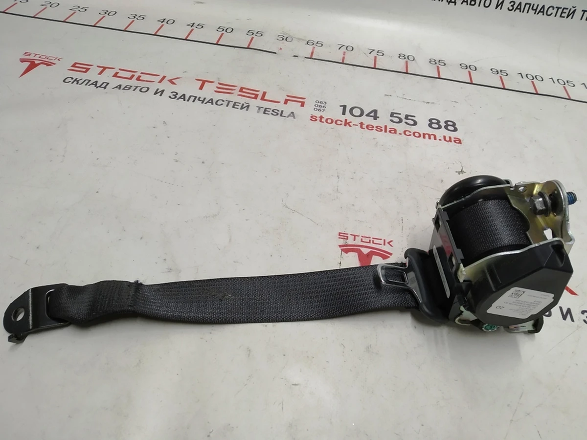 1 SECOND ROW - SEAT BELT RETRACTOR ASSEMBLY - BLACK Tesla model 3 1081281-01-F