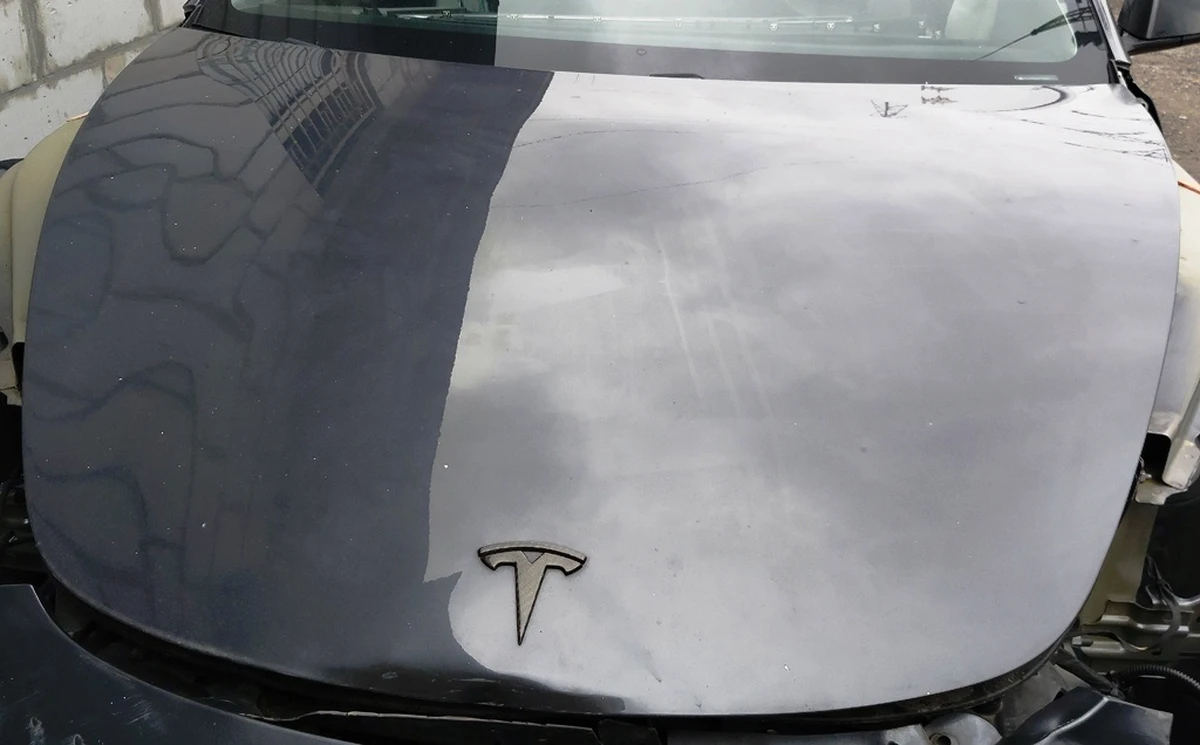 1 Капот MIDNIGHT SILVER METALLIC-PMNG с повреждением Tesla model 3 1081390-12-C