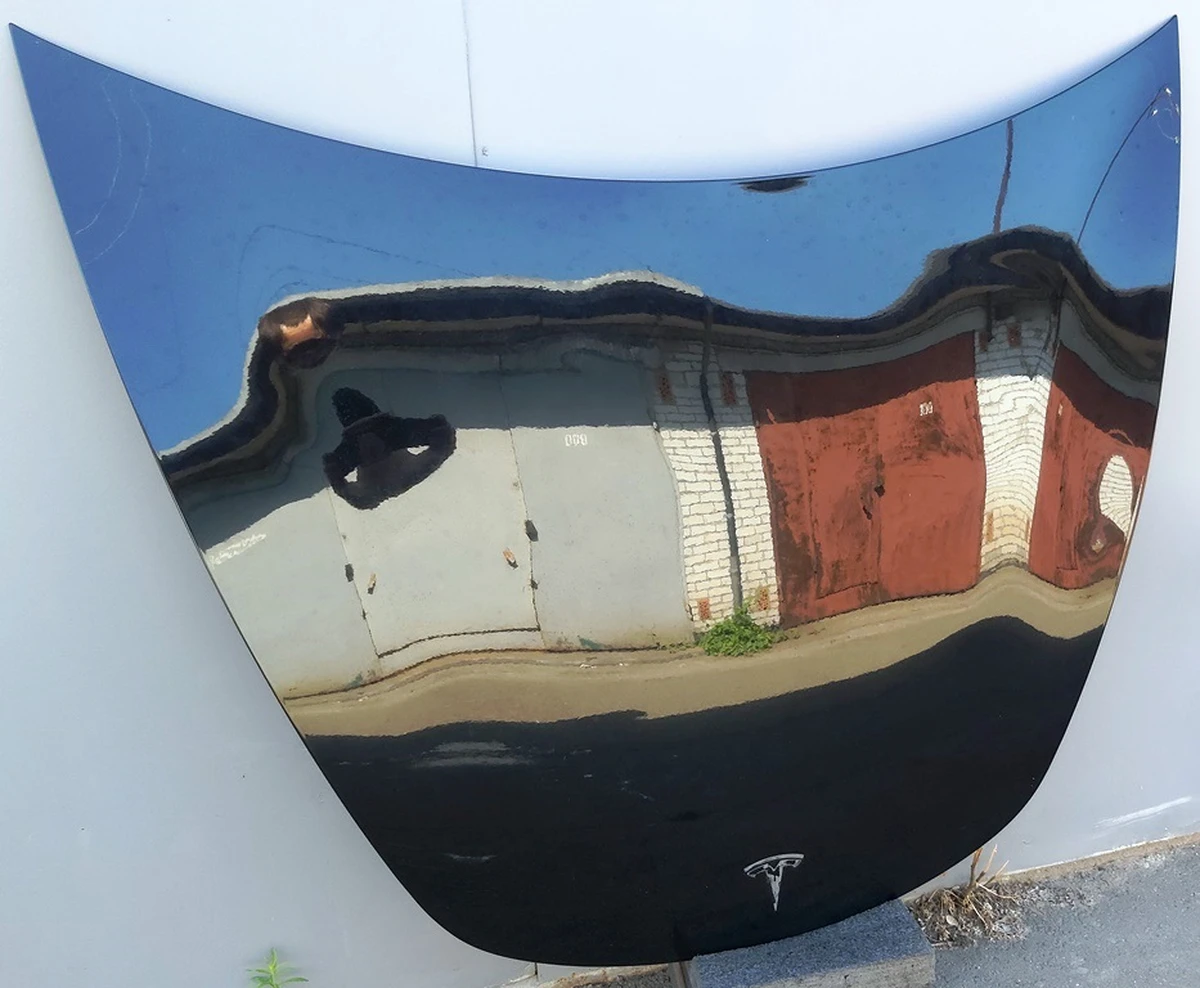 1 Капот SOLID BLACK-PBSB (з ушкодженнями) Tesla model 3 1081390-01-C