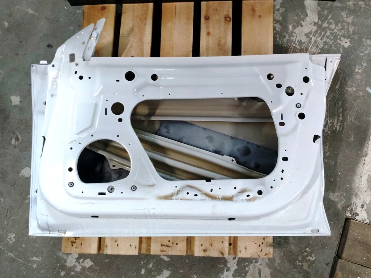 5 Дверь передняя правая (металл) PPSW Tesla model 3 1081420-E0-C