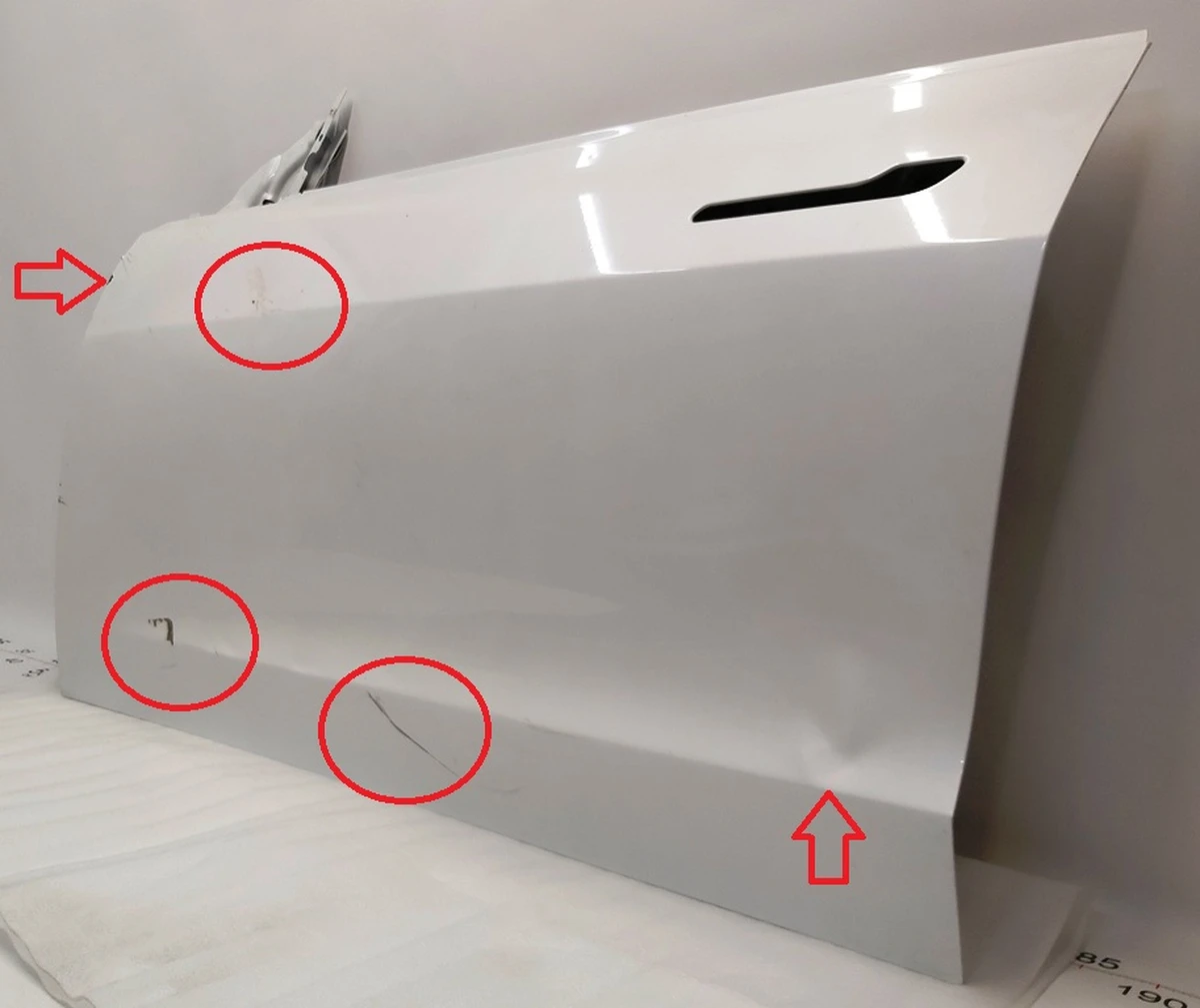 3 Дверь передняя левая (металл) PPSW (с повреждением) в сборе с уплотнителем Tesla model 3 1081421-E0-C