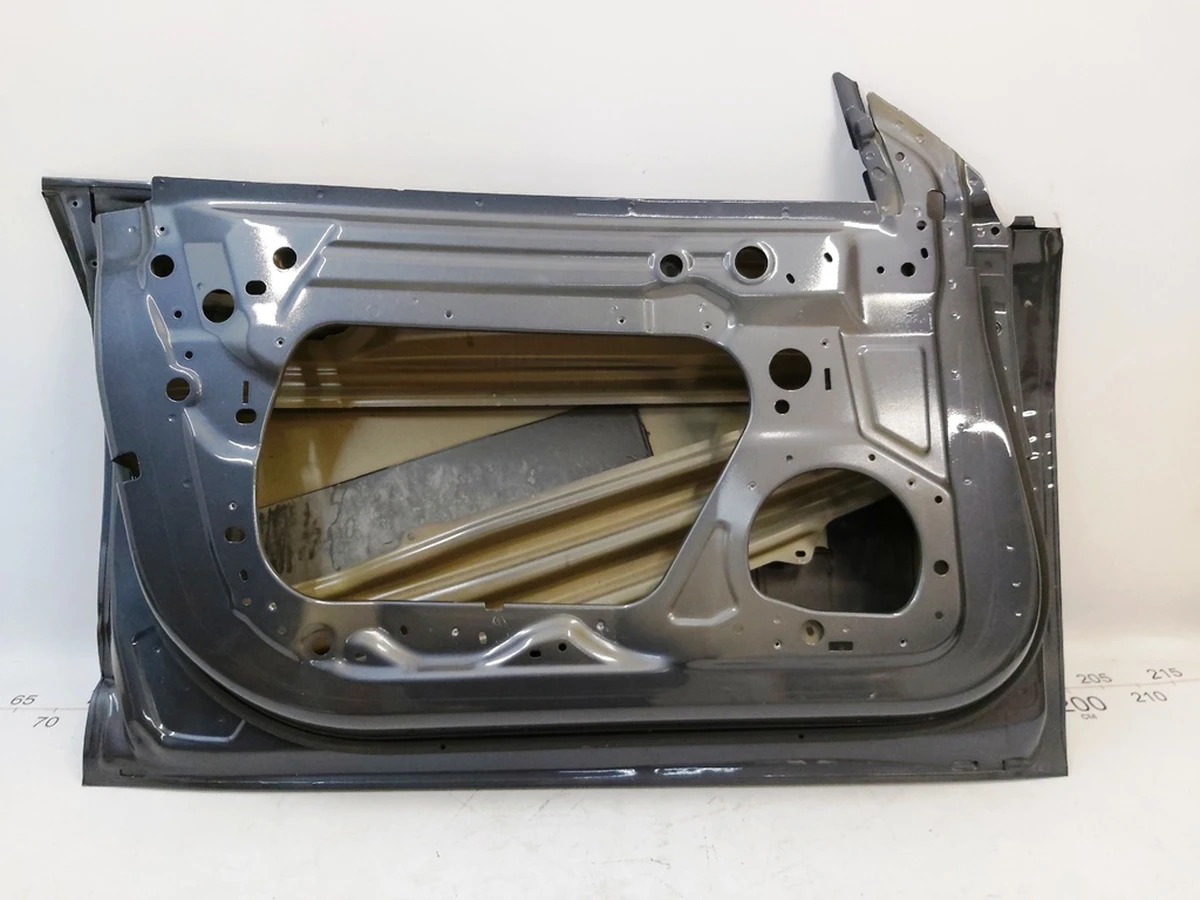 3 Двері передні ліві (метал) PMNG з ущільнювачем Tesla Model 3 1081421-12-C