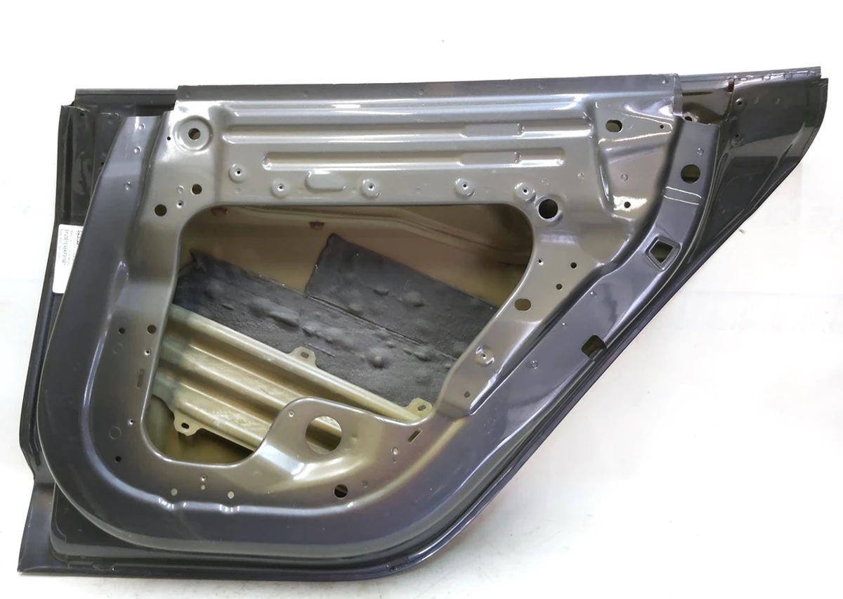 9 Дверь задняя правая (металл) PMNG с повреждением Tesla model 3 1081440-12-C