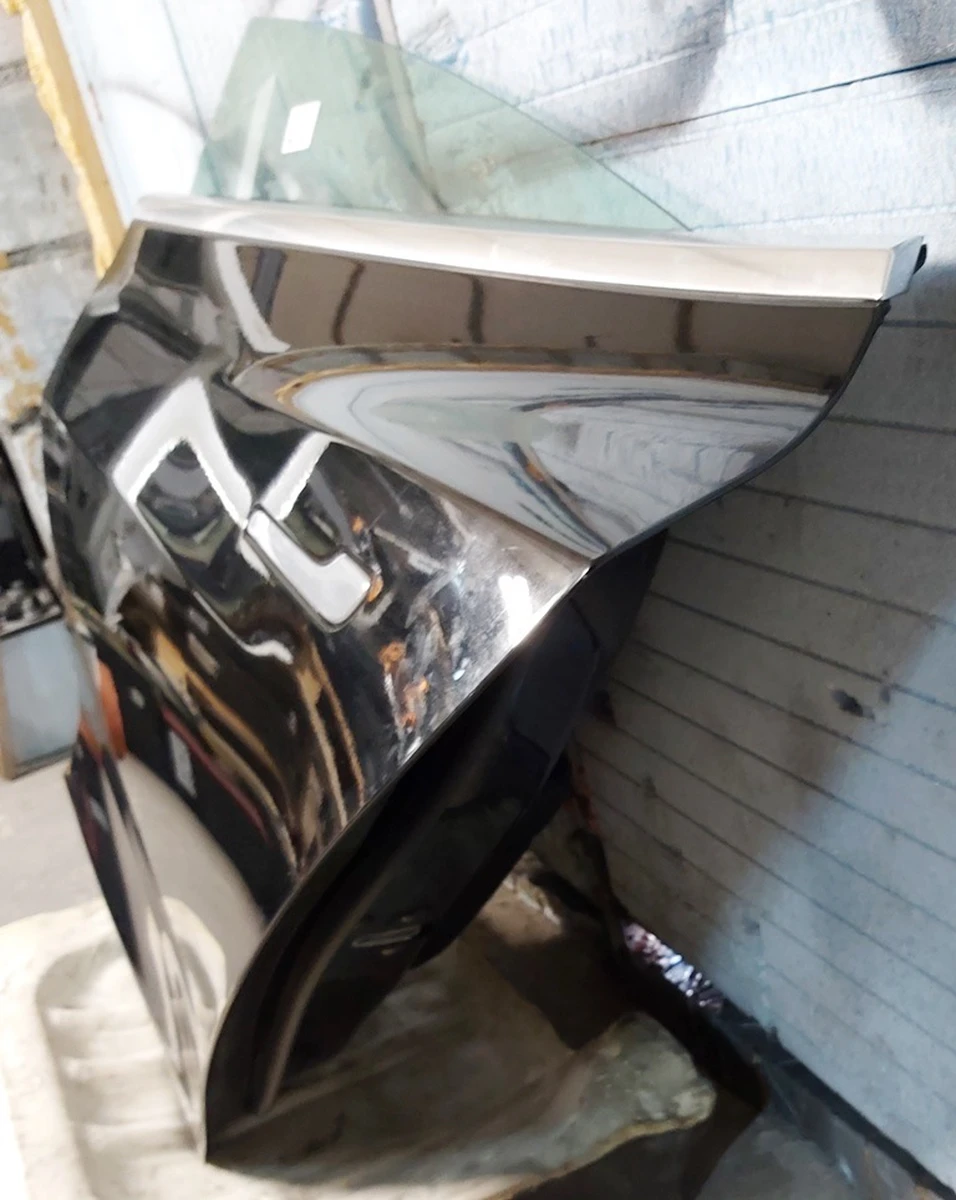 7 Дверь задняя левая в сборе PBSB Tesla model 3 1081441-E0-C