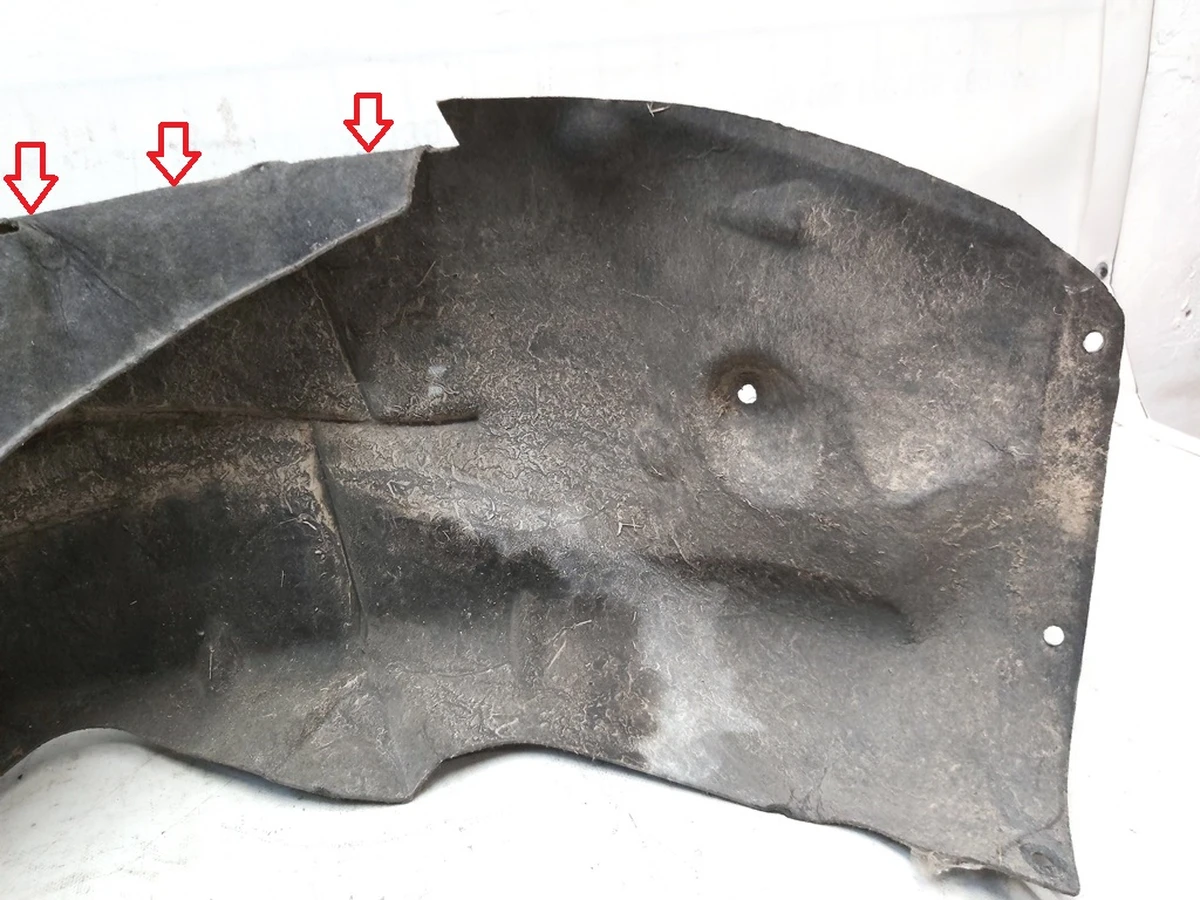 3 Підкрилок задній лівий з пошкодженням Tesla model 3 1081583-00-D