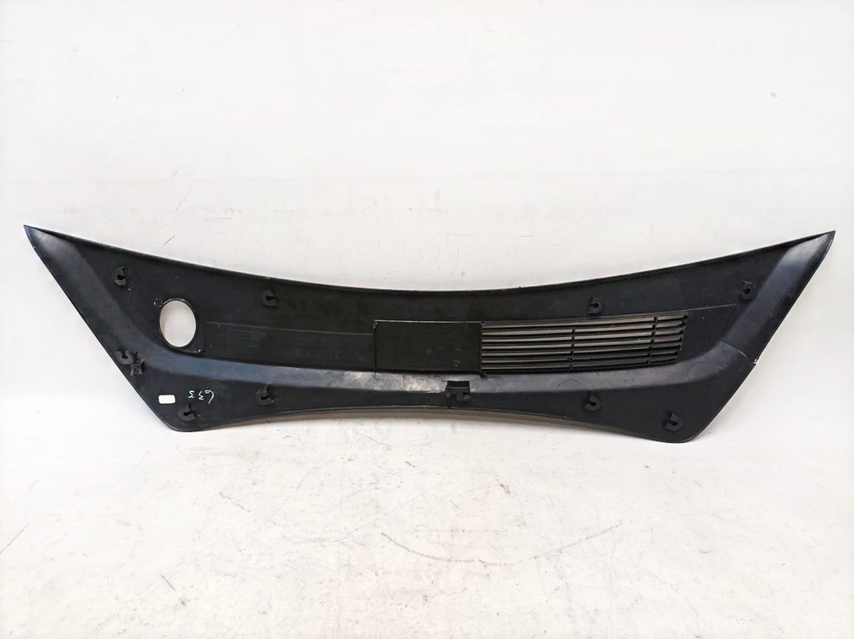 4 Tesla model 3 1081675-00-E underhood box plastic rear with damage.
