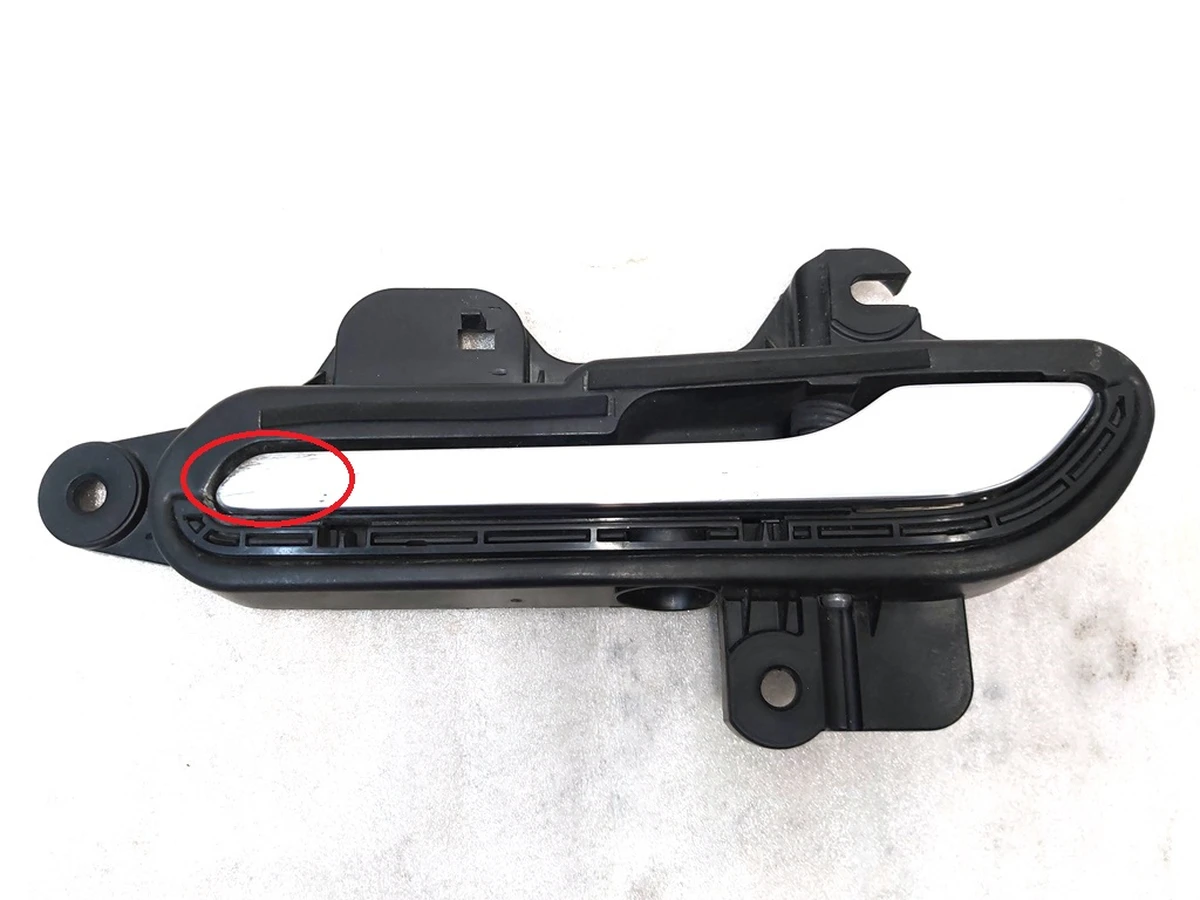 DOOR HANDLE OUTER - PASSIVE - LEFT HAND with damage Tesla model 3 1081831-00-J