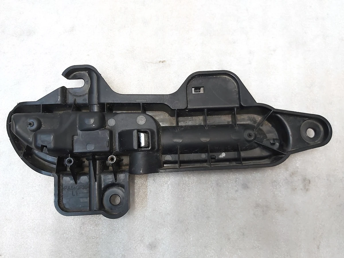 DOOR HANDLE OUTER - PASSIVE - LEFT HAND with damage Tesla model 3 1081831-00-J