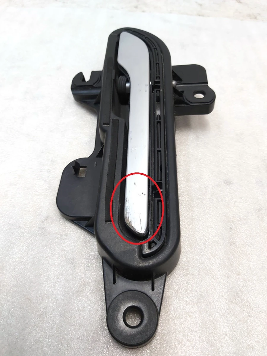 DOOR HANDLE OUTER - PASSIVE - LEFT HAND with damage Tesla model 3 1081831-00-J
