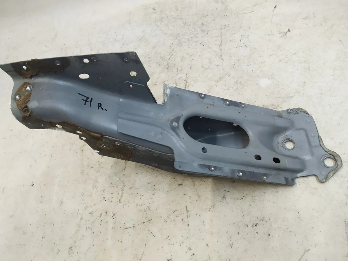 58 PNL, LONGITUDINAL UPPER, RH Tesla model 3, model Y 1082324-S0-D