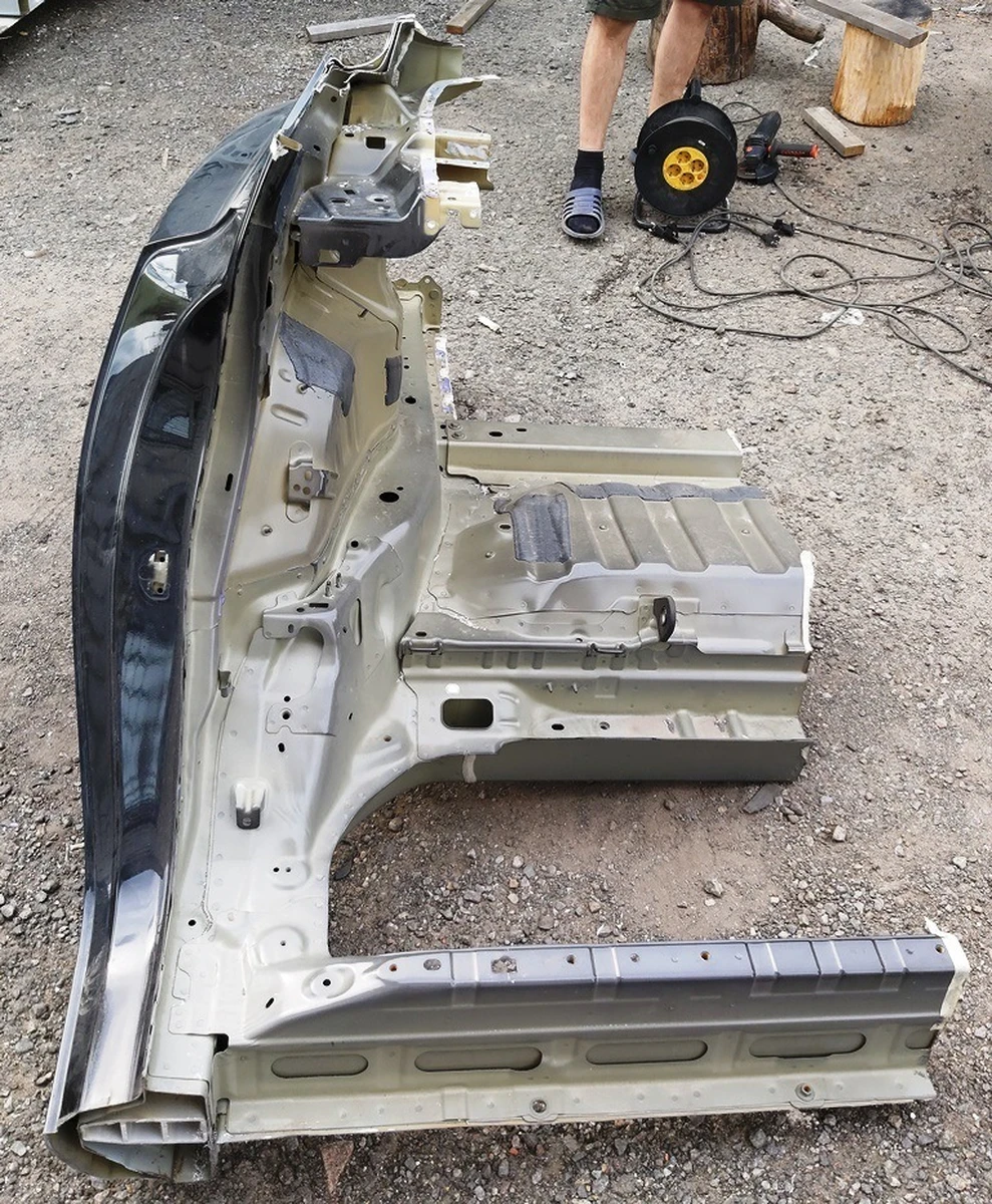 26 Чверть задня права частина кузова Tesla model 3 1082599-S0-A