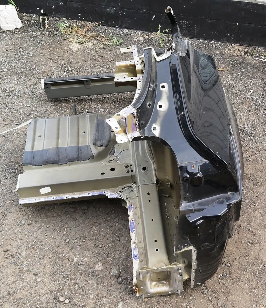 26 Чверть задня права частина кузова Tesla model 3 1082599-S0-A