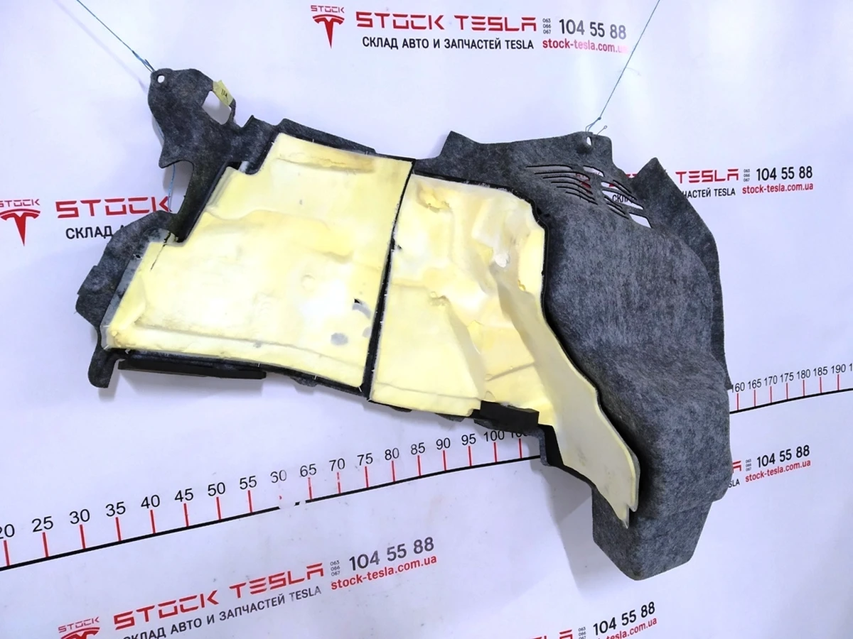 6 M3, TRUNK SIDE TRIM LH, ASY Tesla model 3 1082932-00-K