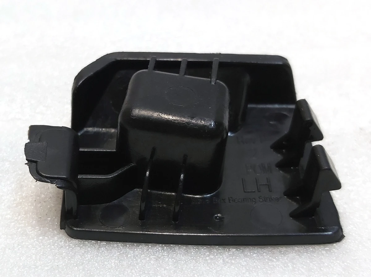 4 Left glove box lock retainer Tesla model 3, model Y 1083340-00-G