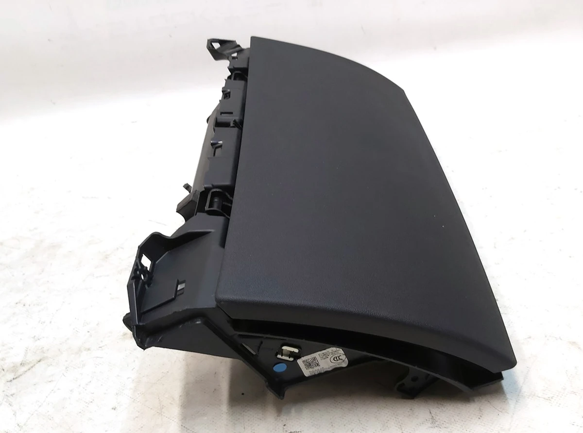 4 M3, IP, GLOVE BOX, ASY, BASE Tesla model 3, model Y 1083340-00-H