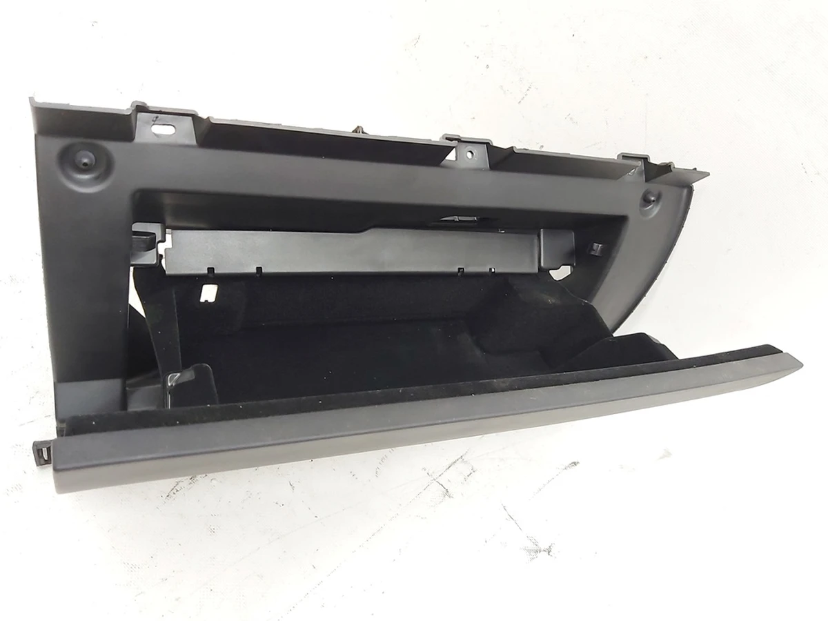 4 IP, GLOVE BOX, ASY, BASE with damageTesla model 3, model Y 1083340-00-J