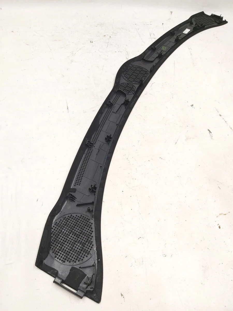 2 Панель кріплення дефлекторів обдування лобового скла (суцільна сіточка) Tesla model 3, model Y 1083390-00-I