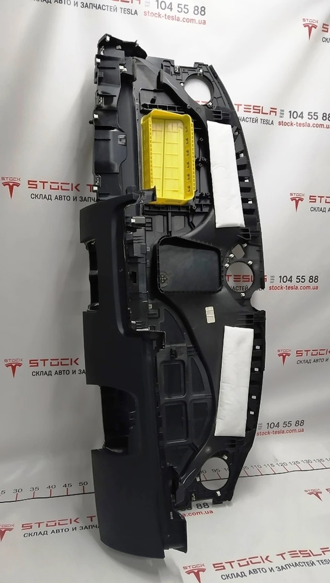 1 Plastic frame instrument panel (torpedo) Tesla model 3 1083401-05-J