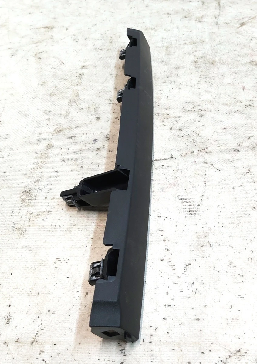 12 1ST ROW SEAT FRONT COVER - WRAPPED with damage Tesla model X, model S REST 1083459-00-A