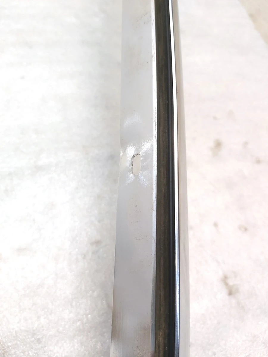 2 Молдинг кузова боковой правый хромированный металл с повреждением Tesla model 3 1083520-00-D