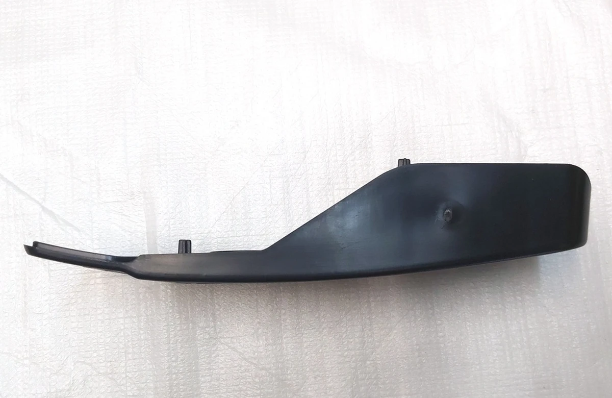 8 Кронштейн фонаря заднего правого Tesla model 3 1083993-00-D