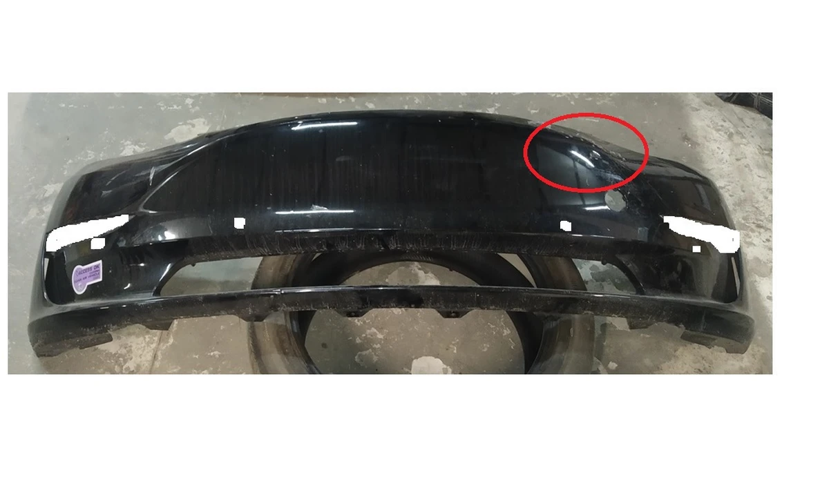 1 Бампер передній SOLID BLACK (PBSB) з кронштейнами парктроніків ( пошкодження) Tesla model 3 1084168-S1-Z.
